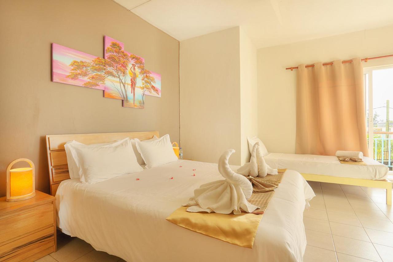 Dzama Hotel Grand Bay Luaran gambar