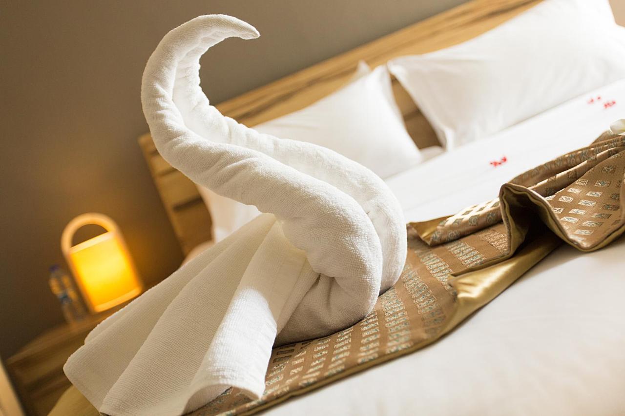 Dzama Hotel Grand Bay Luaran gambar
