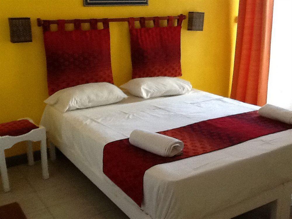 Dzama Hotel Grand Bay Luaran gambar