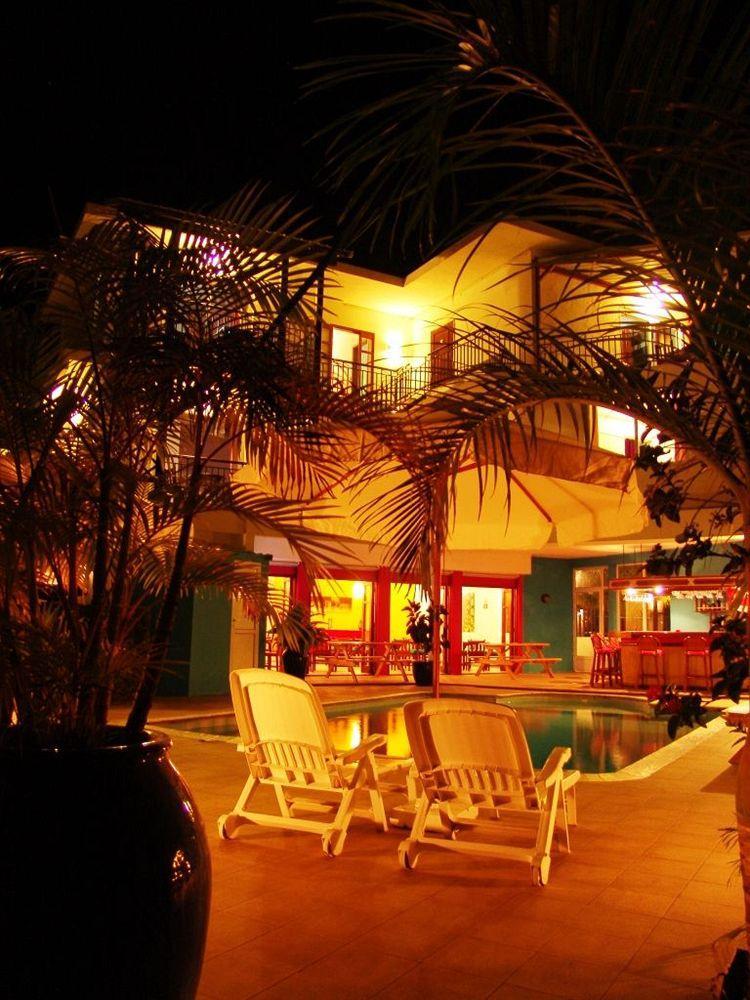 Dzama Hotel Grand Bay Luaran gambar