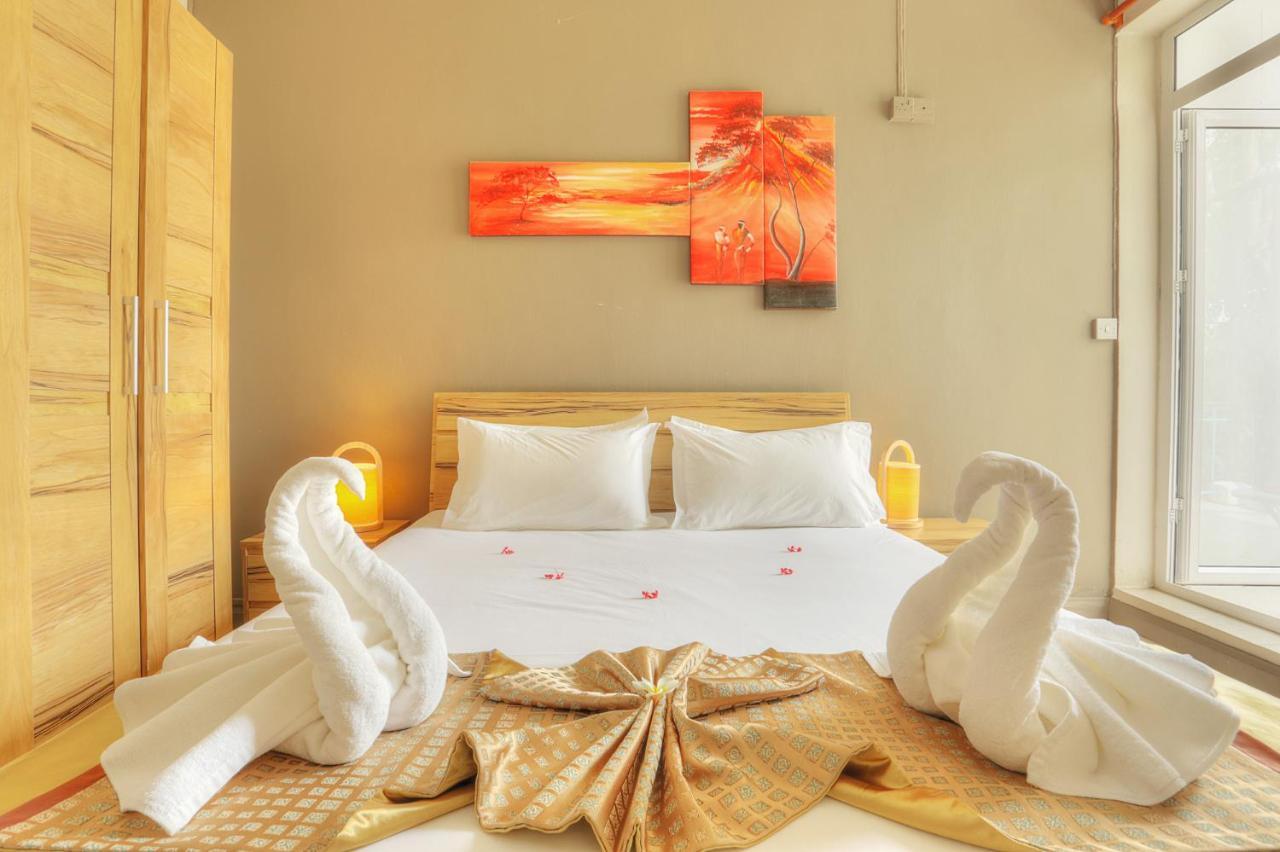 Dzama Hotel Grand Bay Luaran gambar