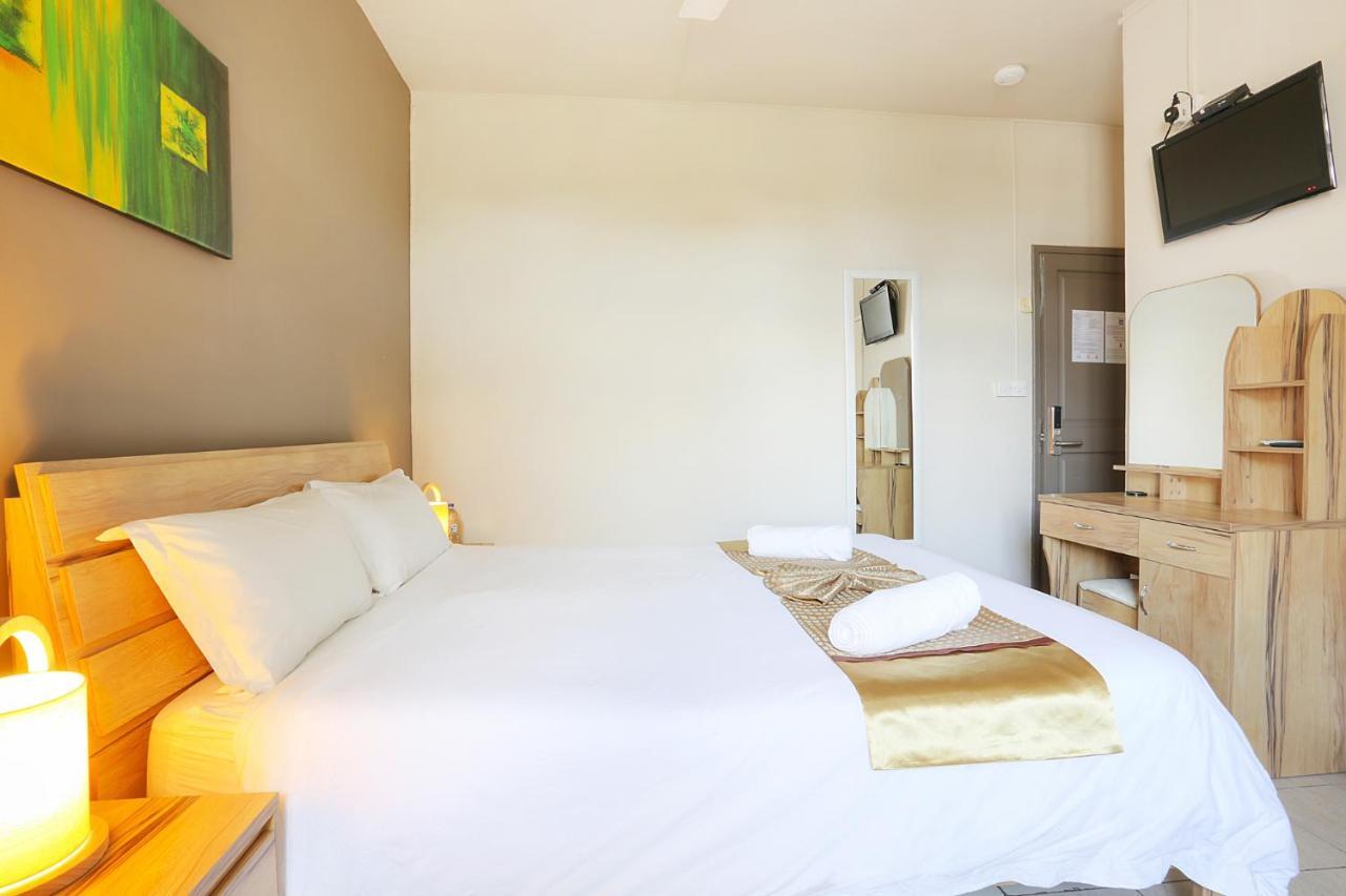 Dzama Hotel Grand Bay Luaran gambar