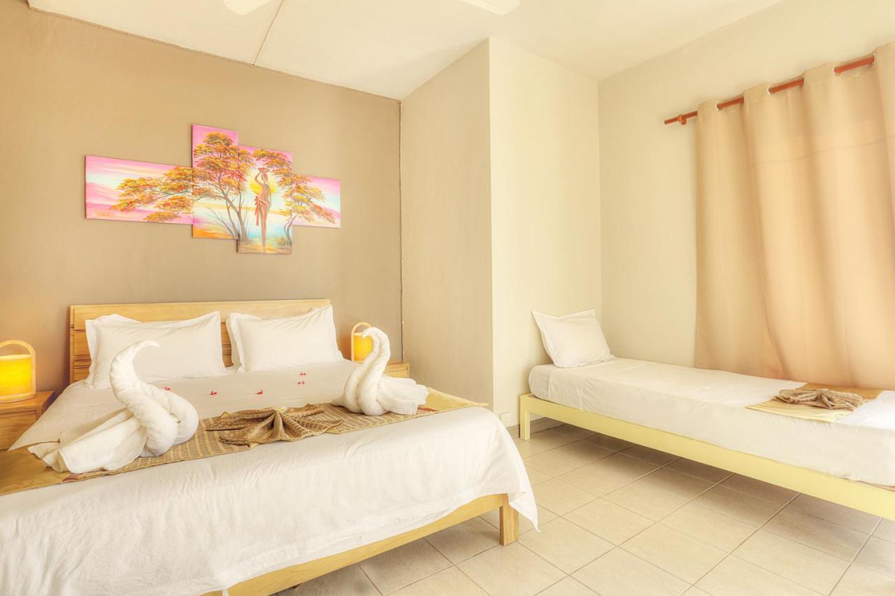 Dzama Hotel Grand Bay Luaran gambar